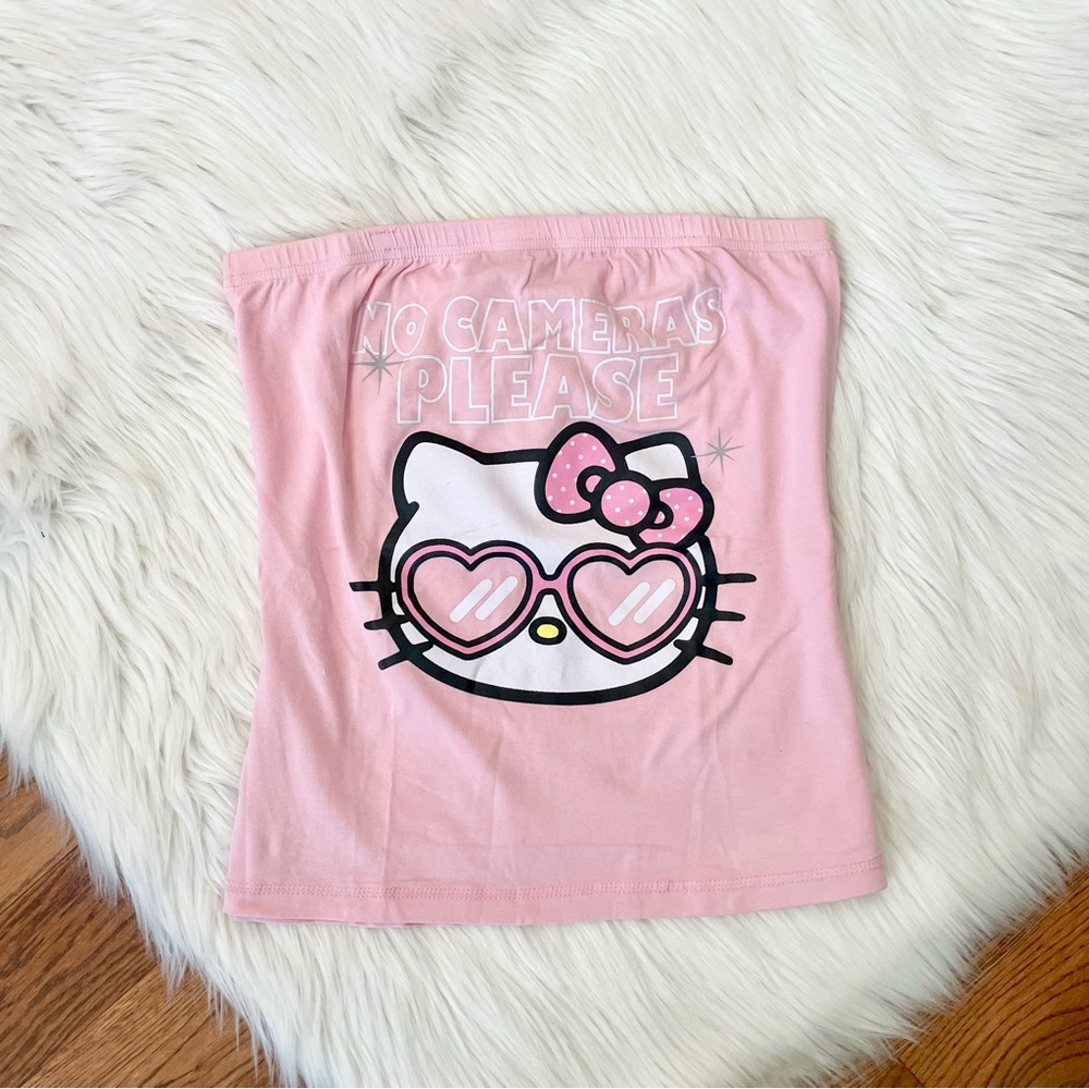 Hello Kitty pink tube top 🎀 by Sanrio